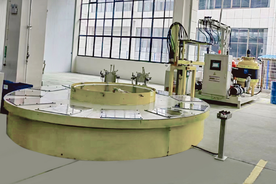 Výrobní linka vstřikovacího stroje na plochu